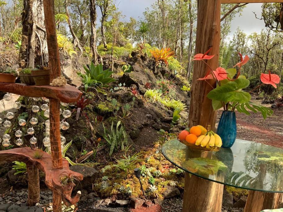 Landhaus Exotic Garden At Amazing Volcano Fissure *